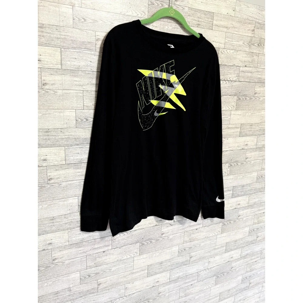 Nike 3 Brand Boys XL Black Long Sleeve Graphic Tee Lightning Bolt Neon Yellow